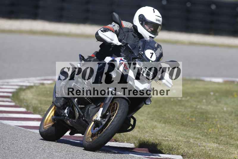 /01 02.04.2026 MAZ ADR/Gruppe gelb Gruppe gruen/1